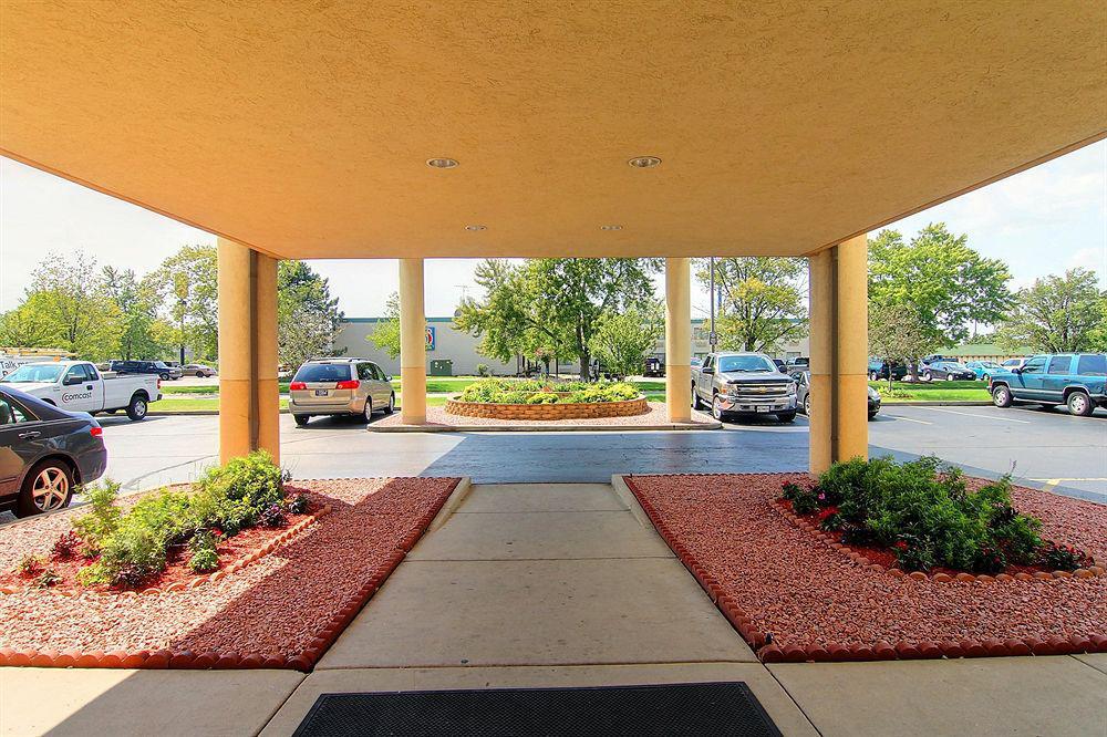 Inn & Suites Merrillville Extérieur photo